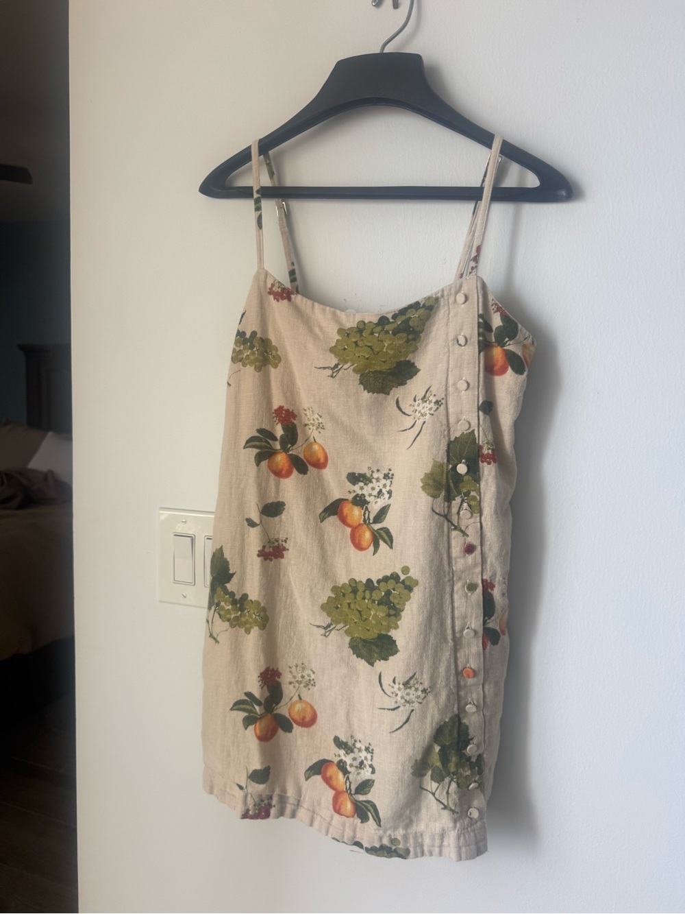 Abercrombie linen fruit dress